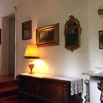 Elena Manerba del Garda